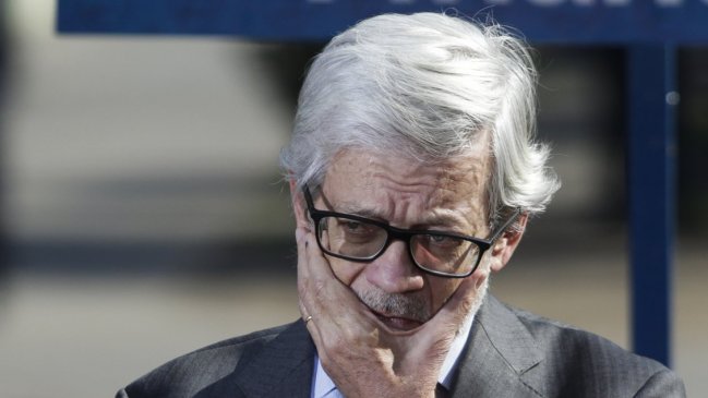 El segundo adiós de Fontaine; para muchos, detonador de la crisis