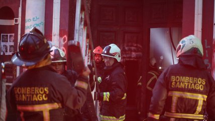  El arduo trabajo de Bomberos durante la crisis social  