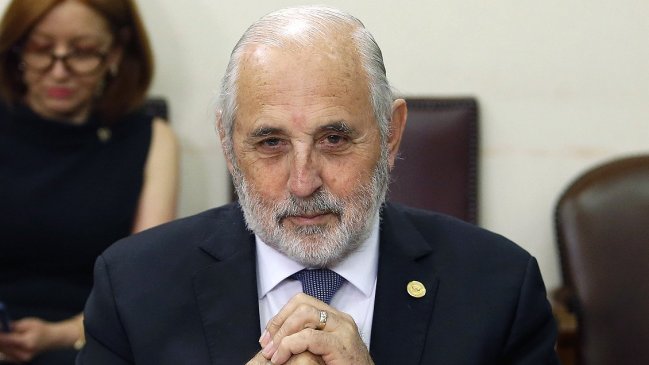 La polémica entre Jorge Abbott y los penalistas convocados por el Gobierno en la crisis