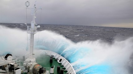   Oceanógrafo explicó las condiciones geográficas de la zona donde desapareció el avión FACh 