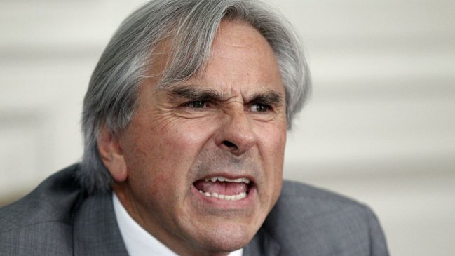 Moreira molesto con el Gobierno: Quieren que nosotros pongamos la cara