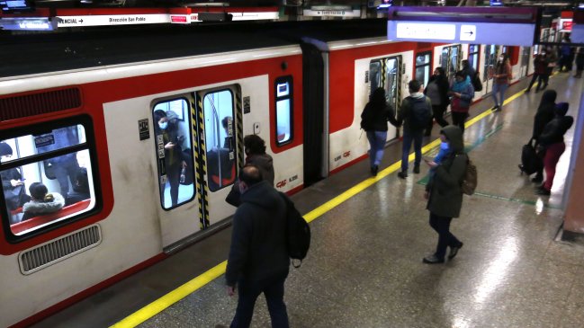 Metro reabrirá otras seis estaciones que están cerradas desde octubre
