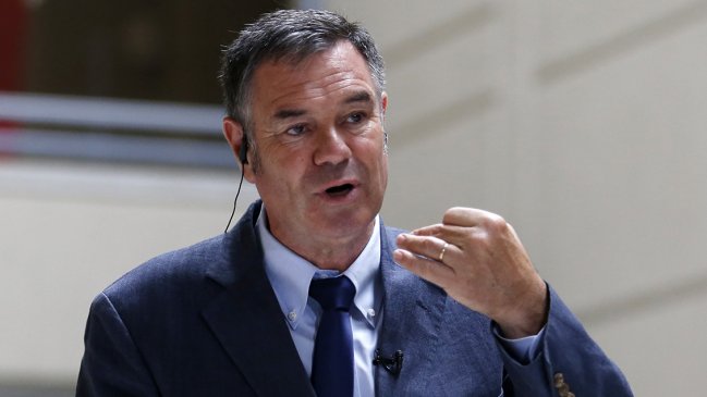 Ossandón insiste en 