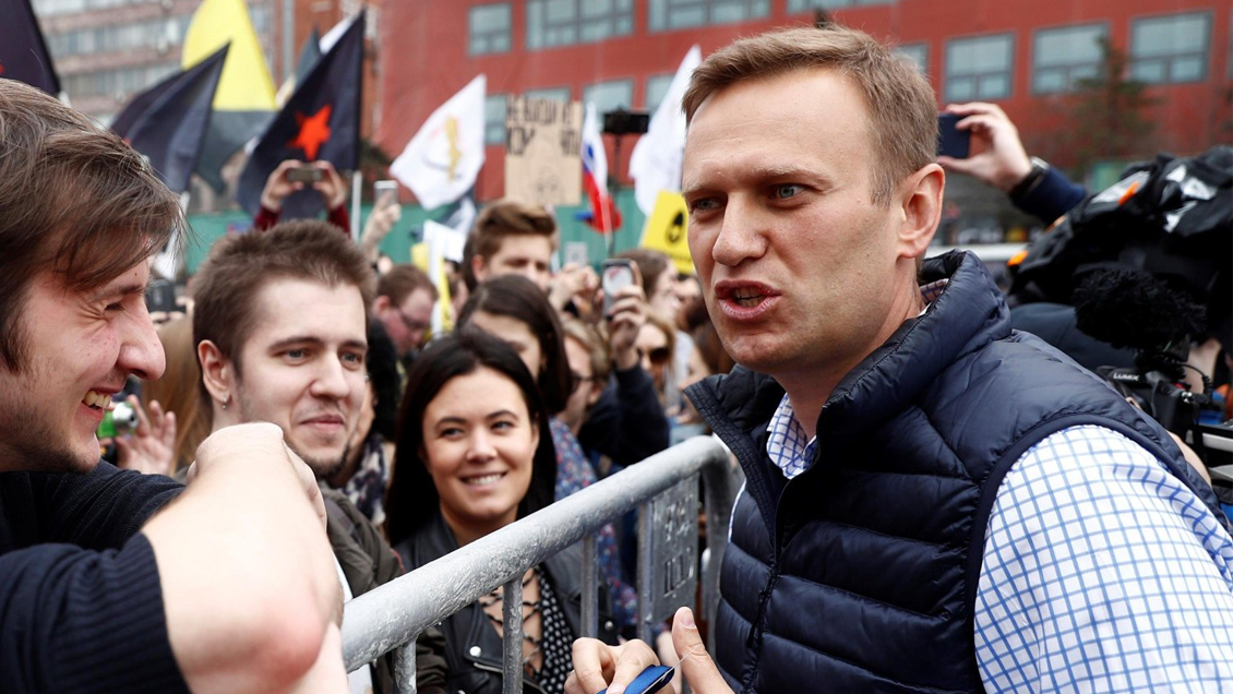 El líder opositor ruso Alexéi Navalni, en estado crítico por posible envenenamiento
