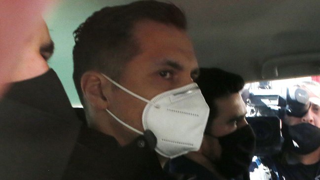 Decretan prisión preventiva para ex carabinero acusado de disparos que dejaron ciego a Gustavo Gatica