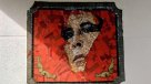 Destruyen a martillazos mosaico en homenaje a Pedro Lemebel en Santiago Centro