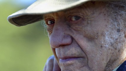  Poema de Nicanor Parra marcó el inicio de la campaña 