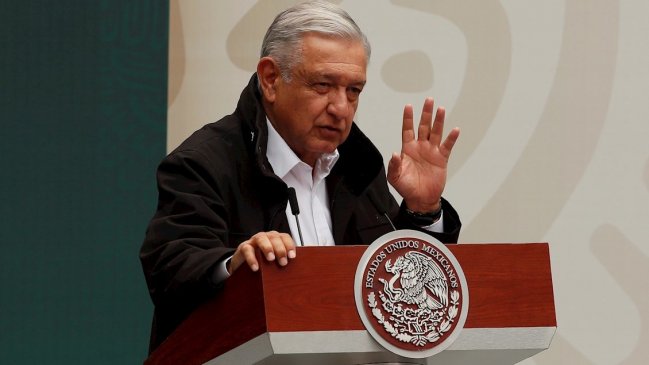 Presidente mexicano anunció órdenes de captura contra militares por caso Ayotzinapa