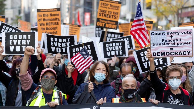 Decenas de arrestados en Nueva York en protestas contra Trump