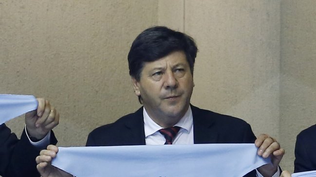 Senador Juan Castro renunció a RN: El partido no es capaz de decirle al Presidente que se equivoca