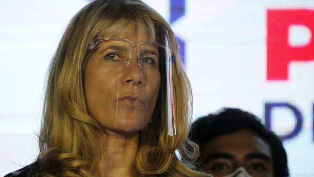 Ximena Rincón depone su candidatura presidencial