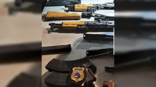 Paraguay: Hallan armas de guerra en vehículo importado desde Chile