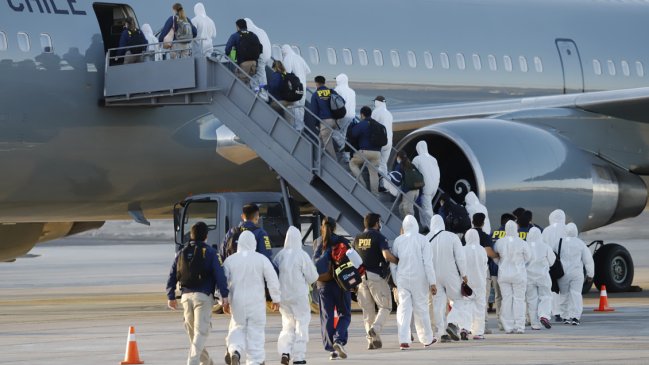 Human Rights Watch emplazó al Gobierno de Chile a poner fin a la deportación de venezolanos