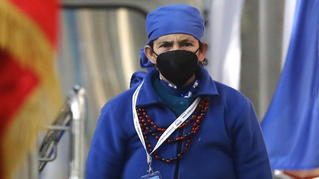 Escaños mapuche denuncian a convencionales de Vamos por Chile por racismo contra machi Linconao