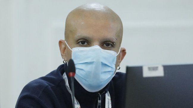 Tras renuncia de Rojas Vade, senadores buscan precisar vacancias en la Convención