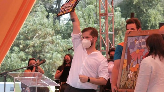 Presidente Boric encabezó actividad ciudadana en La Pintana