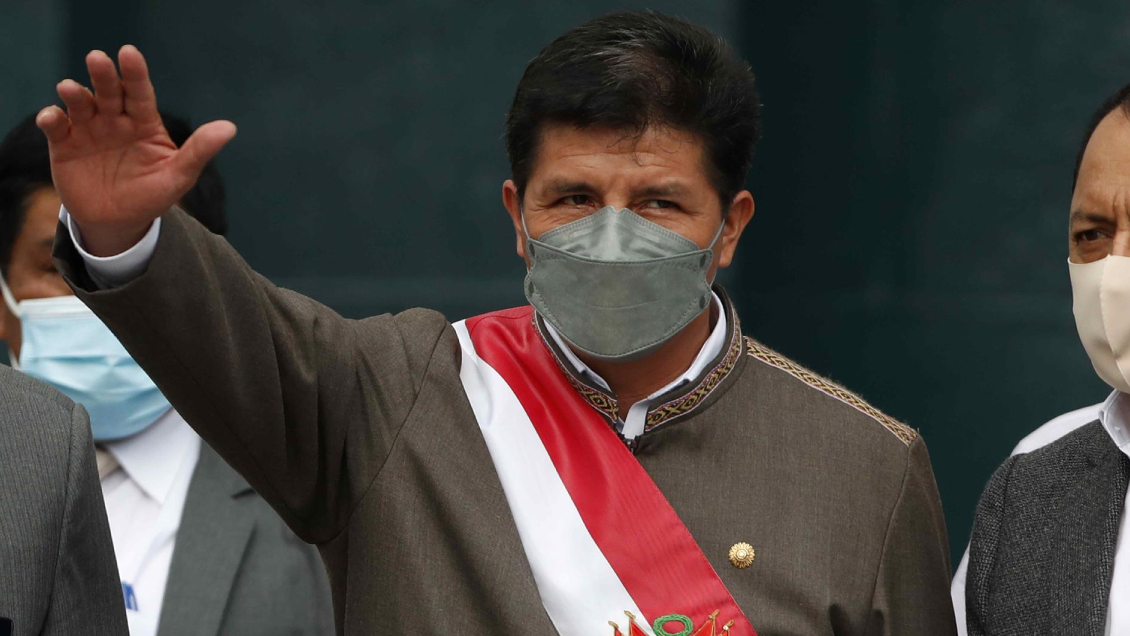 Pedro Castillo anunció proyecto para plebiscitar una nueva Constitución en Perú
