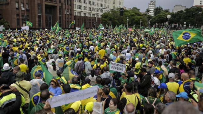 Bolsonaristas invadieron las sedes de los tres poderes del Estado en Brasil en manifestación contra Lula