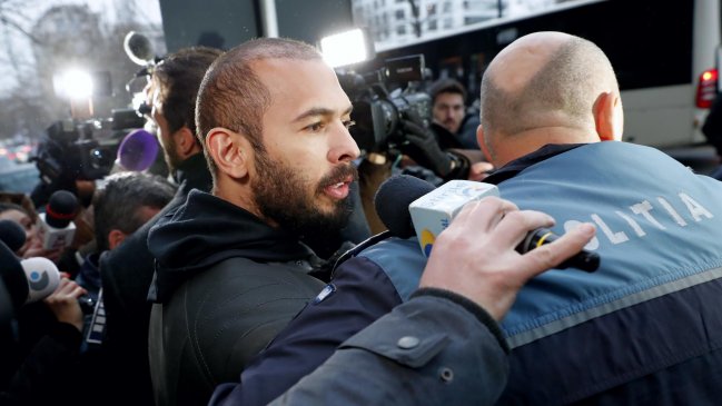 Andrew Tate ficha a la abogada de Tyson en su caso de explotación sexual