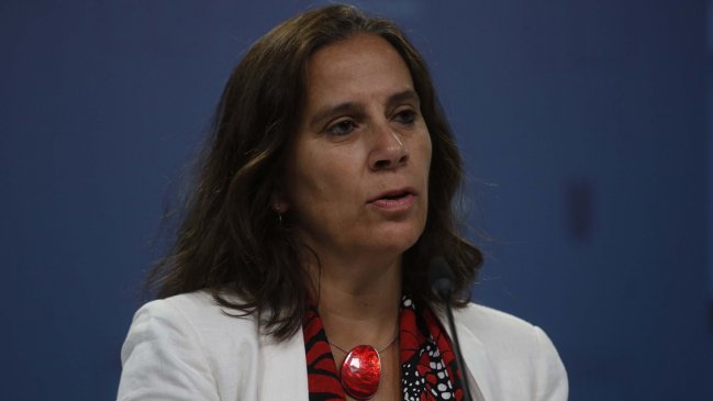 Fiscalía citó a ministra Urrejola y su equipo por filtración de audio de reunión