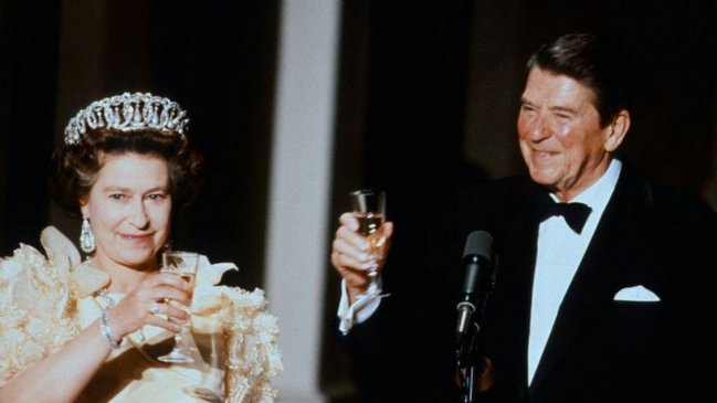 FBI reveló archivos sobre un posible complot contra Isabel II