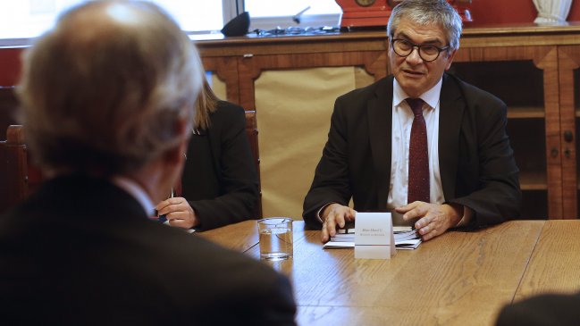 Hacienda retoma rondas de diálogo para avanzar en un pacto tributario