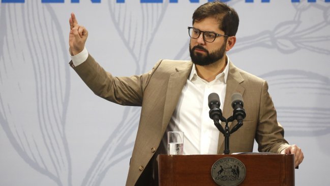 Presidente Boric y caso convenios: 