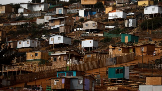 Tribunal ordenó desalojo de mega campamento en San Antonio: Cuatro meses de plazo