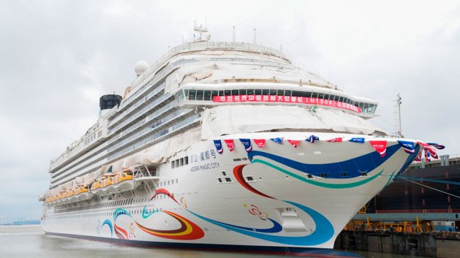 Primer crucero chino comenzó viaje de prueba