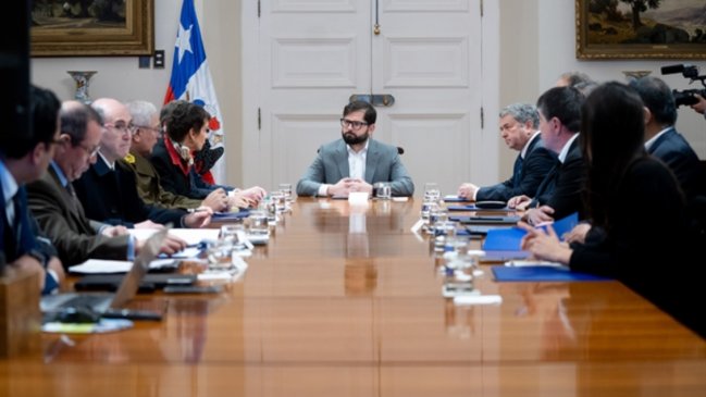 Reforma a la Ley Antiterrorista: Boric presentó su propuesta a líderes del Congreso, Fiscalía y policías