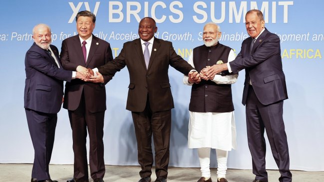 Los BRICS dan el histórico paso de admitir a seis nuevos miembros, incluida Argentina