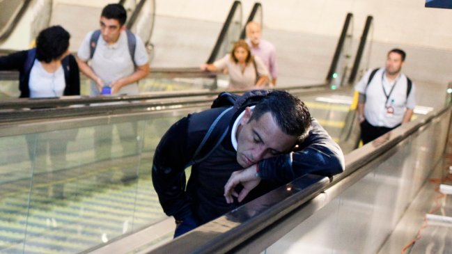 Hora en Chile: Recomendaciones para sobrellevar el cambio