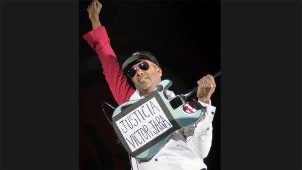 tom morello con un mensaje sobre victor jara