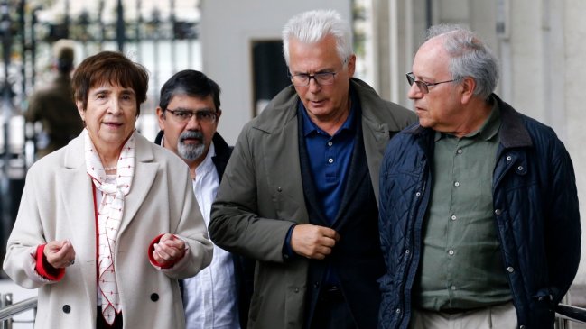 Exjuez Garzón fue recibido por parlamentarios oficialistas en Santiago