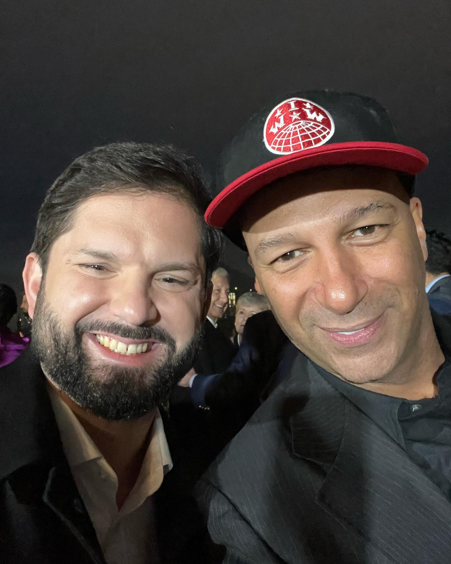 Presidente Boric junto a Tom Morello Presidente Boric junto a Tom Morello