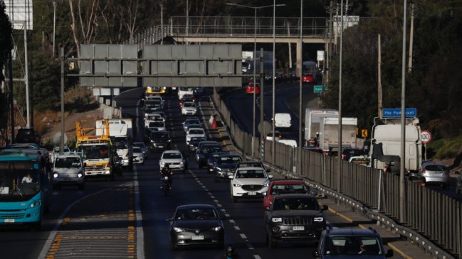 Fiestas Patrias: El mejor horario para salir de la Región Metropolitana el fin de semana