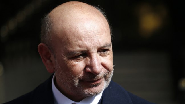 Senador Castro valoró nueva prórroga para el fallo de las isapres