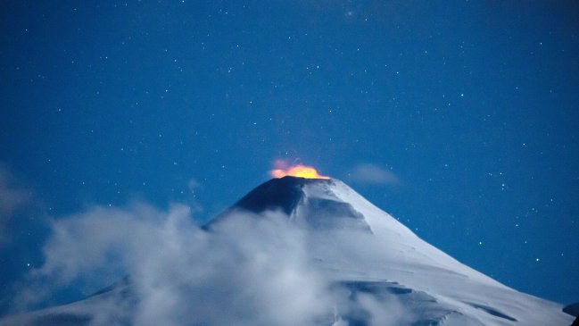 Volcán Villarrica: Armada analiza utilizar transporte acuático ante eventual evacuación