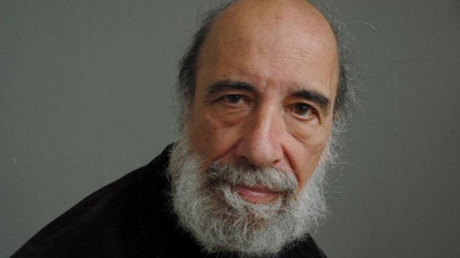Raúl Zurita es uno de los favoritos para ganar el Premio Nobel de Literatura