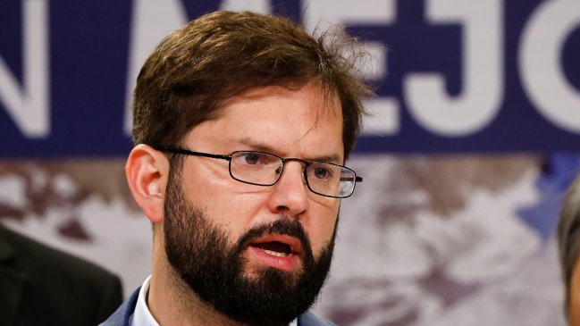 Boric llamó a buscar equilibrio para evitar colapso de las isapres