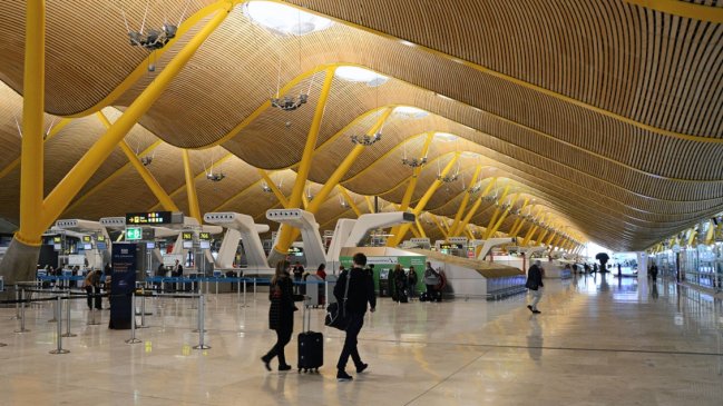 Las peticiones de asilo desbordan el aeropuerto madrileño de Barajas