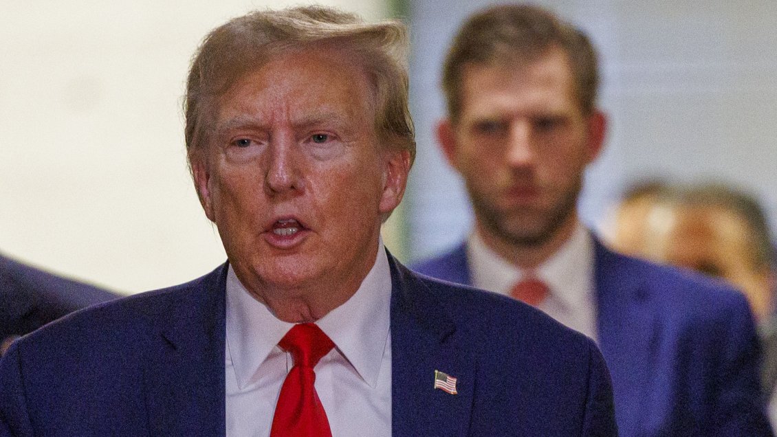 Trump se aferra al victimismo para pedir el voto en el aniversario del asalto al Capitolio