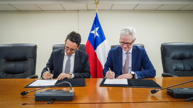 Chile y asociación europea modernizan acuerdo que beneficiará a productores de bienes y servicios