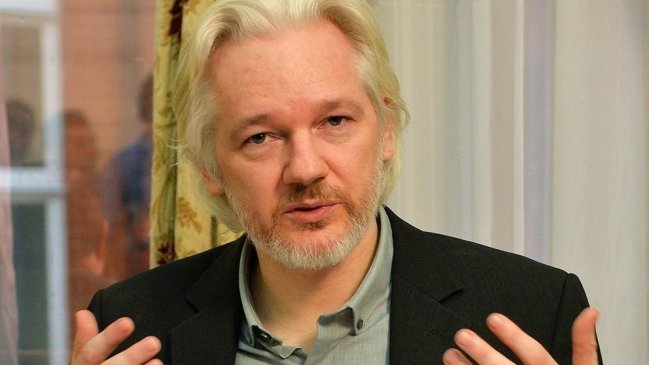 WikiLeaks teme inminente extradición de Assange a EEUU