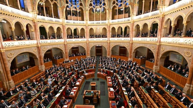 El Parlamento de Hungría aprueba el ingreso de Suecia en la OTAN