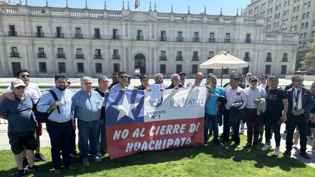 Trabajadores y autoridades del Biobío piden que Boric evite el cierre de Huachipato