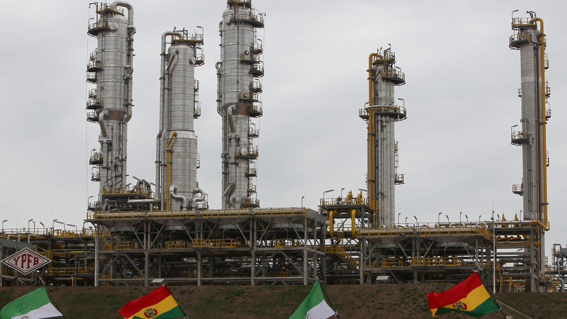 Bolivia arriesga dejar de exportar gas y tener que comprarlo por caída en producción