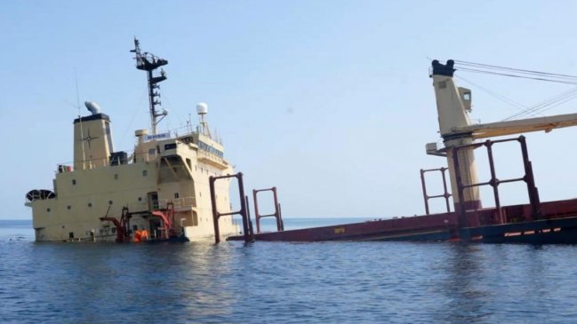 Los hutíes avisan que seguirán hundiendo buques británicos