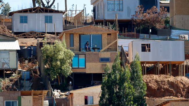 Alcaldesa de San Antonio cuestionó desalojo de megatoma y planteó regularización