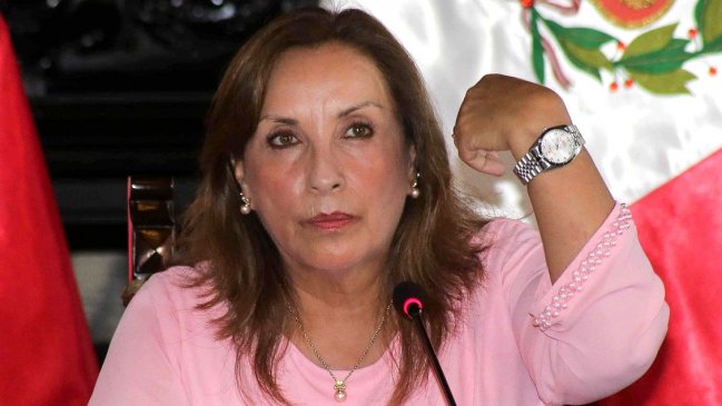 Boluarte afirma que lució relojes de lujo prestados 